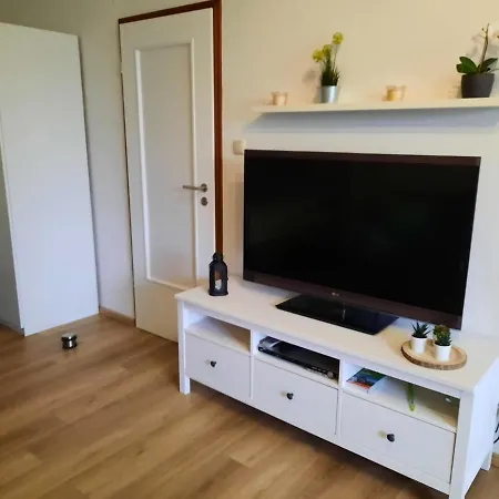 Daire Schneeweisschen An Der Therme